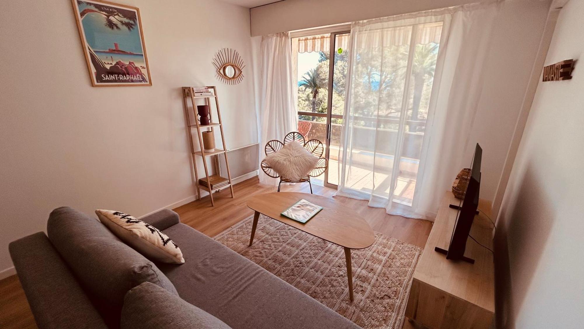 La Paisible Apartment Saint-Raphael  Bagian luar foto